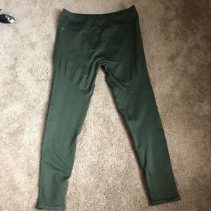 Women’s Fabletics leggings